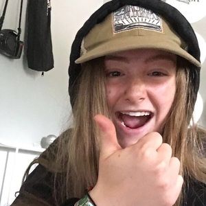 Meet your Posher, Sadie